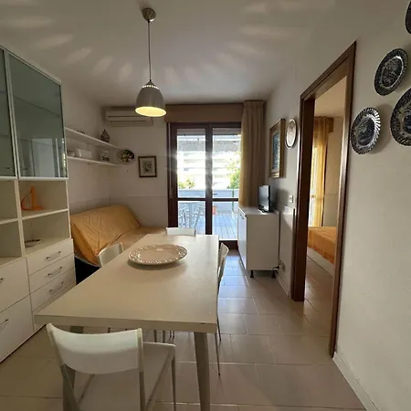 아파트 Modern Flat With Shared Pool And Sea Side View 비비오네