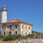Lejlighed Modern Flat With Shared Pool And Sea Side View *
