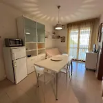 Daire Modern Flat With Shared Pool And Sea Side View Bibione