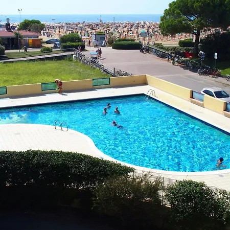 Appartement Modern Flat With Shared Pool And Sea Side View Bibione