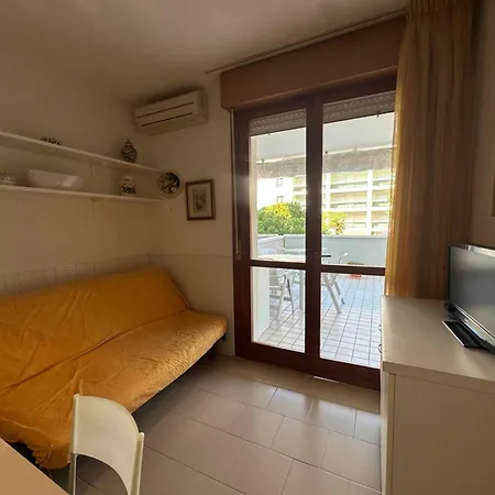 Lägenhet Modern Flat With Shared Pool And Sea Side View Bibione