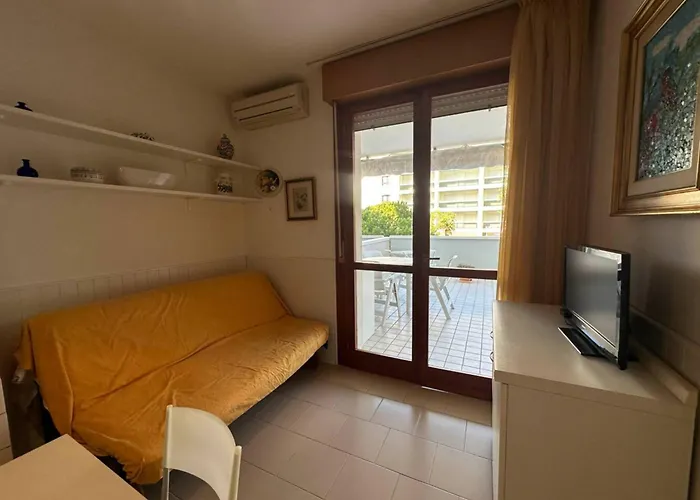 Apartment Modern Flat With Shared Pool And Sea Side View Bibione